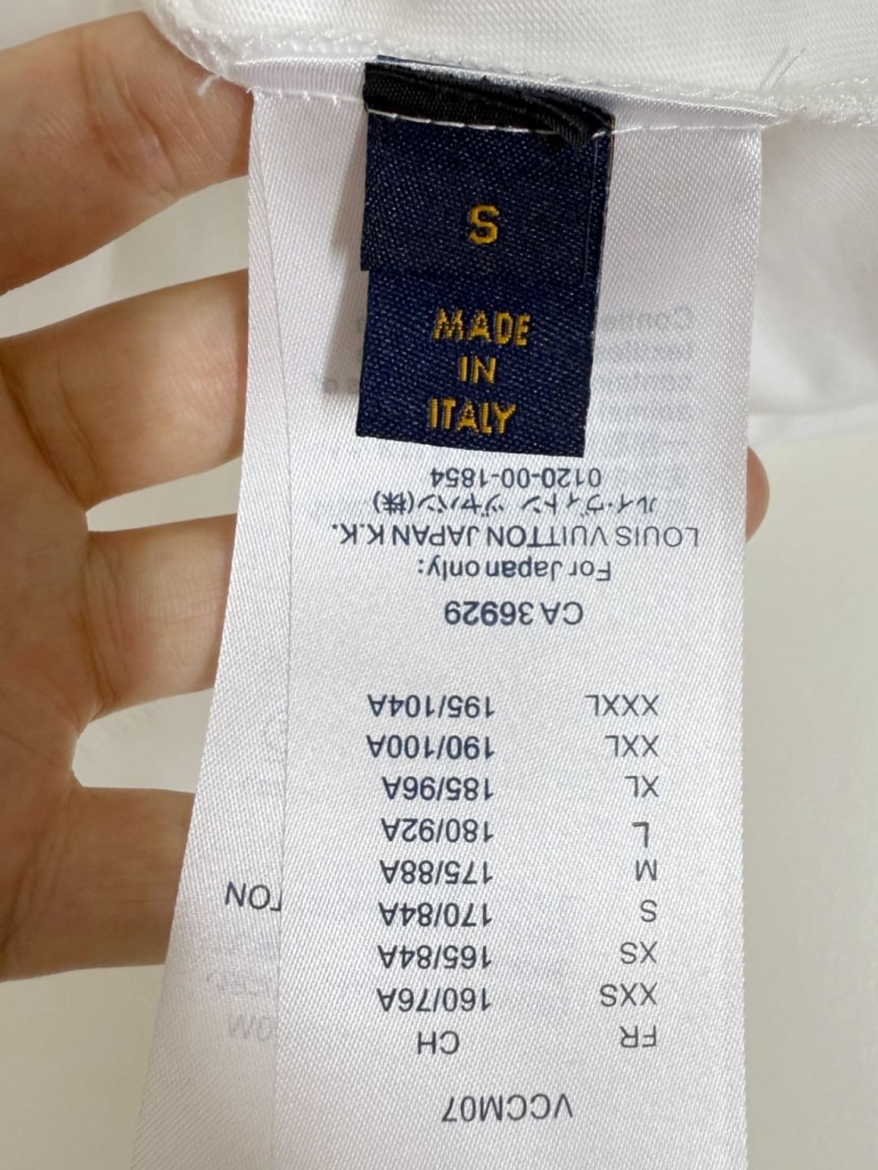 l0vis Vvtt0n t-shirt